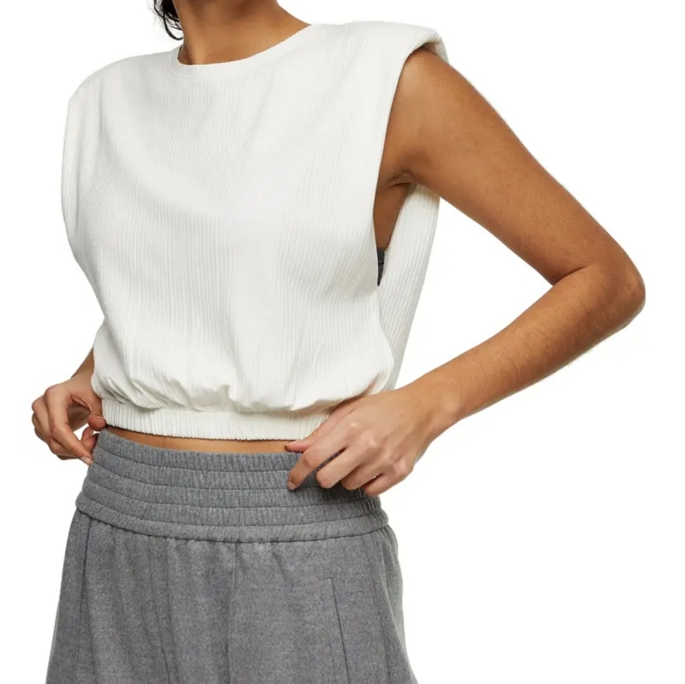 Padded Ribbed Top - Picture 3 of 4